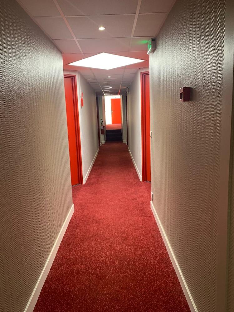 The Originals City, Hotel Nimes Costieres, Ex Inter Hotel Exteriör bild
