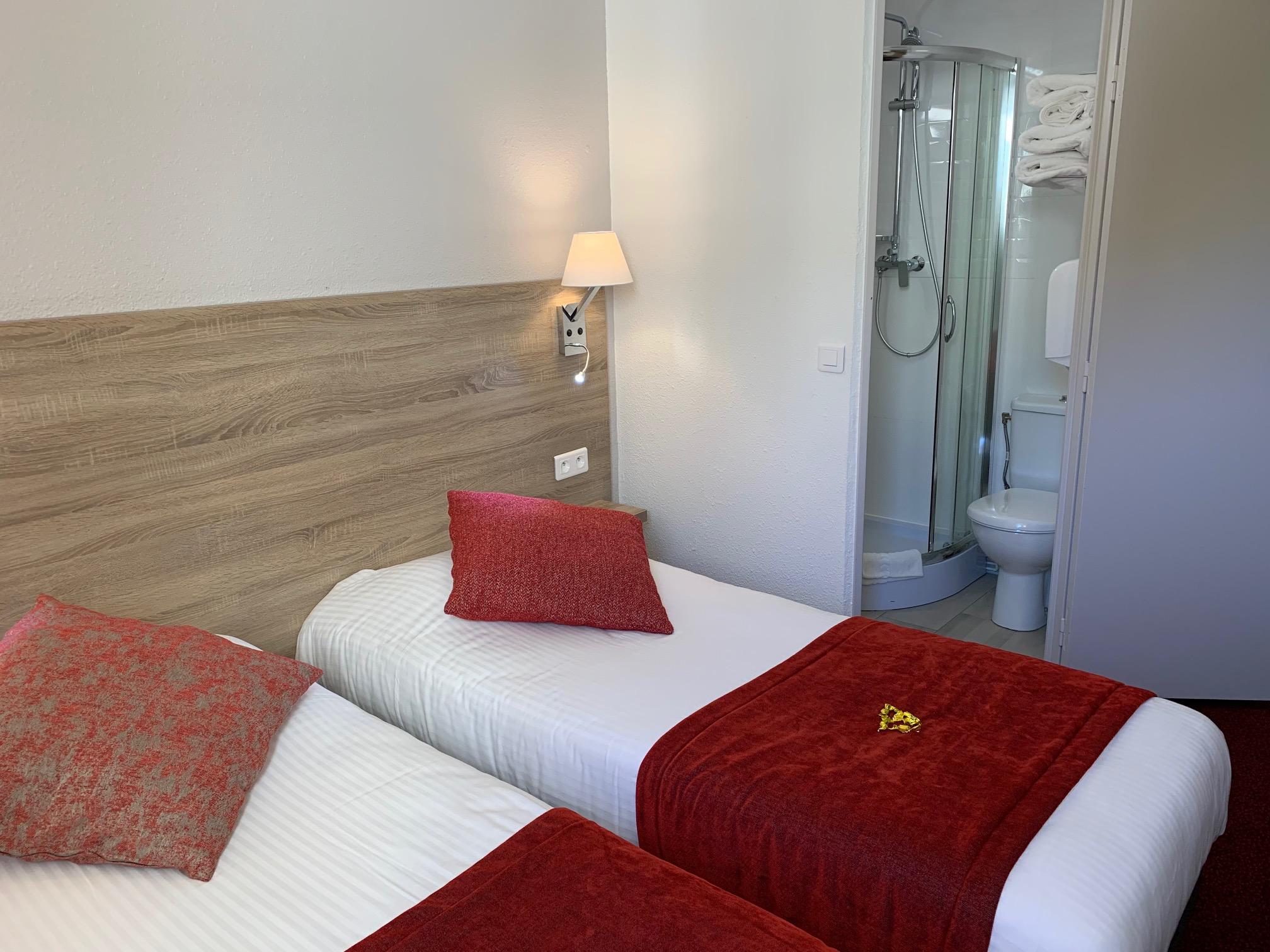 The Originals City, Hotel Nimes Costieres, Ex Inter Hotel Exteriör bild